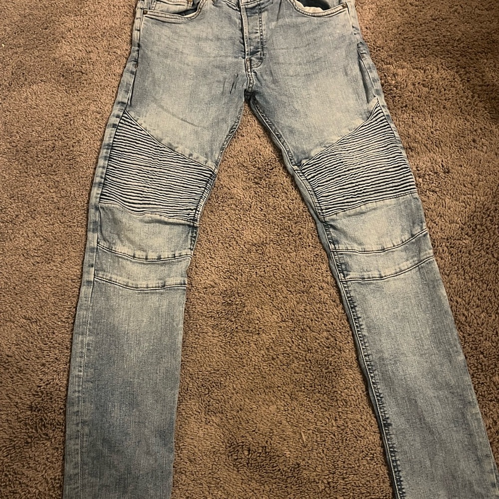 Divided Men's Washed Blue Skinny Jeans